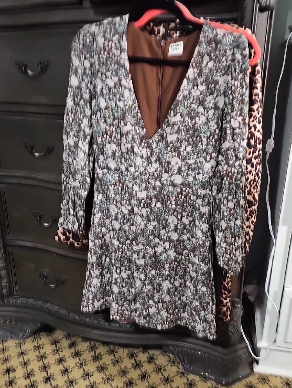 Sunday Best V-Neck Long Sleeve Floral Mini Dress in Brown and Cream